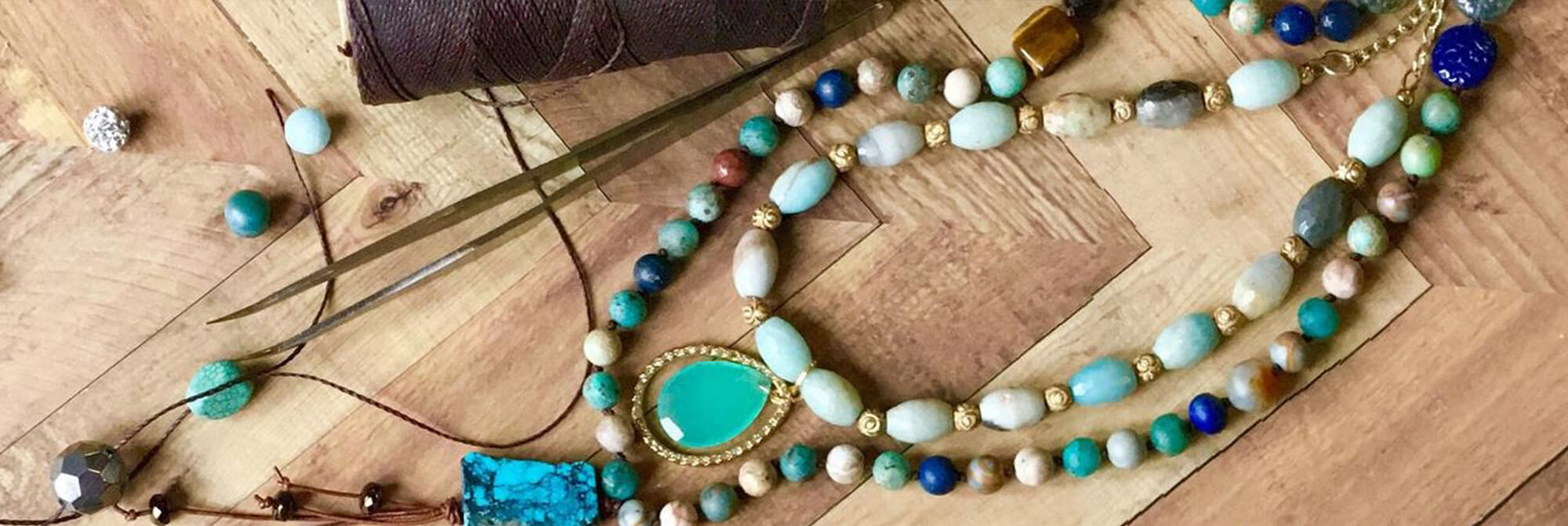 PENDENTIFS & COLLIERS