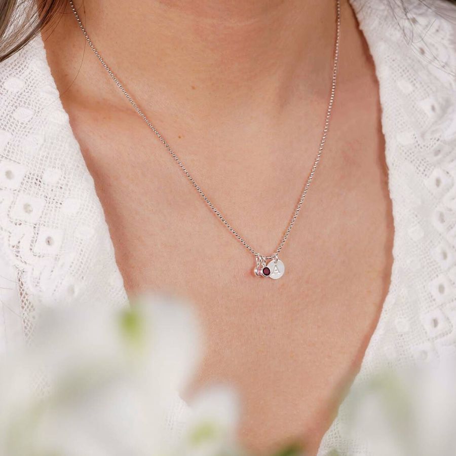 Collier Gravé : Initiales, Signes & Pierres de Naissance en Argent
