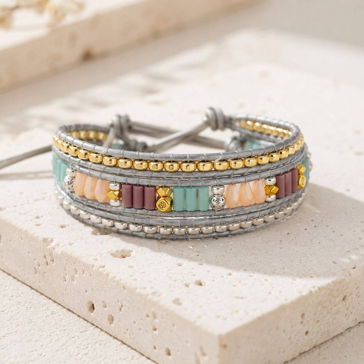 Bracelet enveloppant en cristal Blue Balance