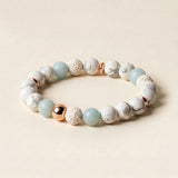 Bracelet 'Esprit Libre' en pierre de lave, howlite et amazonite