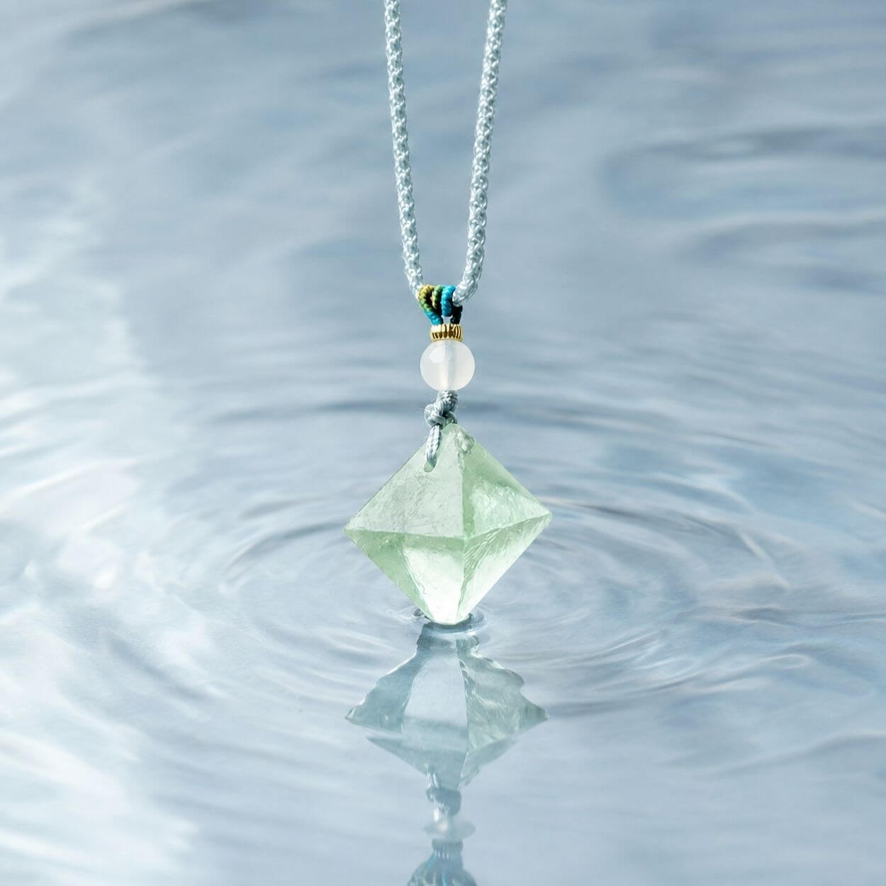 Collier Pendentif « Clarté d'Esprit » en Fluorite Verte