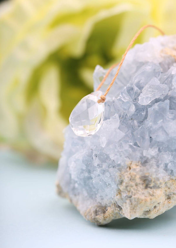 Collier en Cristal de Roche Nouveau Jour pour la Clarté