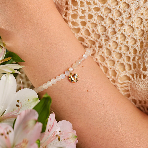 Bracelet "Puissance féminine" en Pierre de lune