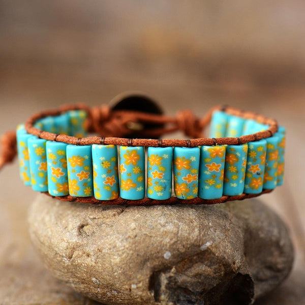 Bracelets enveloppants en argile avec fleurs de printemps